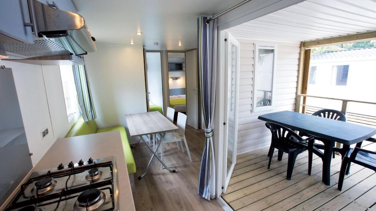 Club Vacances Bleues Domaine De Chateau Laval Gréoux-les-Bains Buitenkant foto