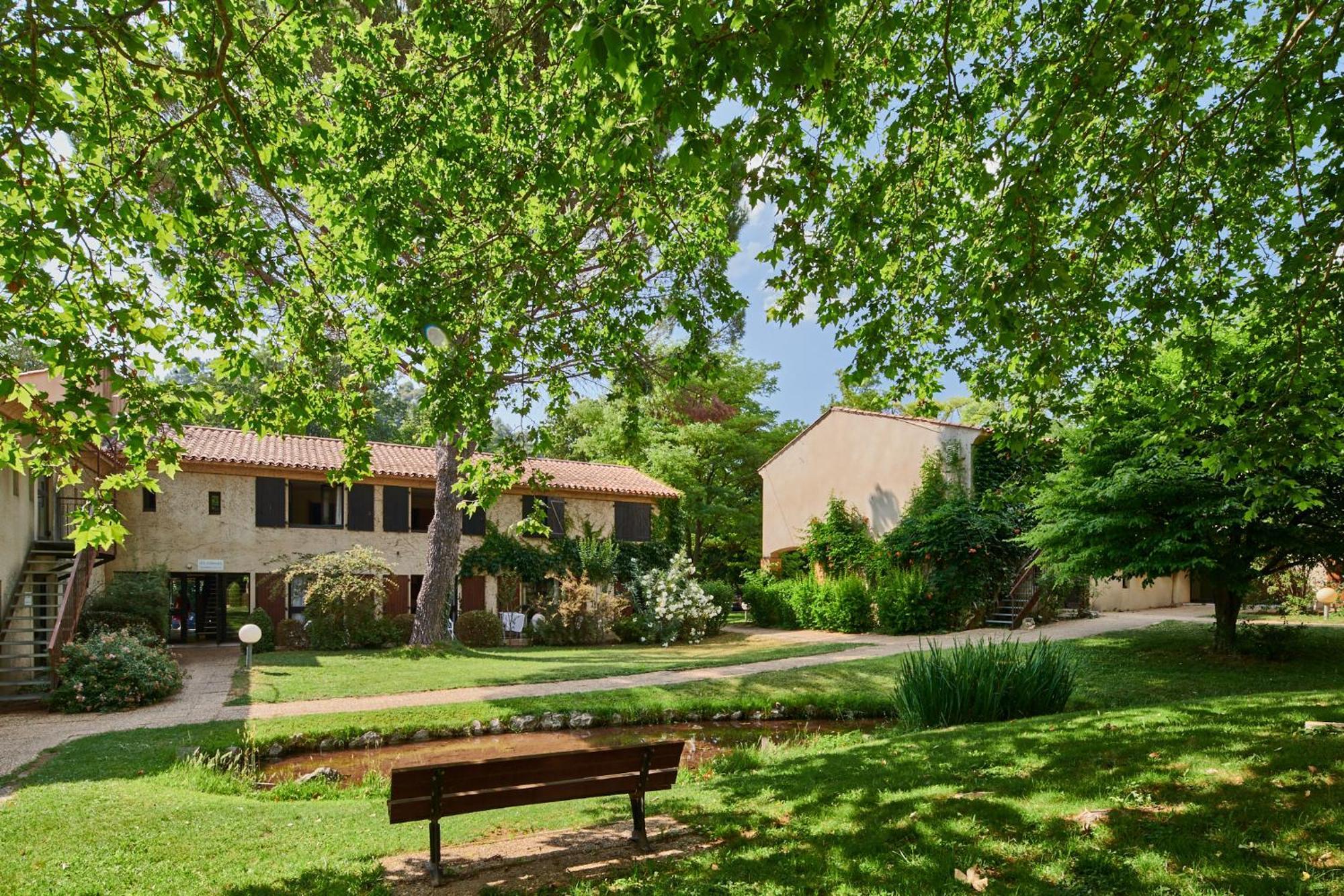 Club Vacances Bleues Domaine De Chateau Laval Gréoux-les-Bains Buitenkant foto